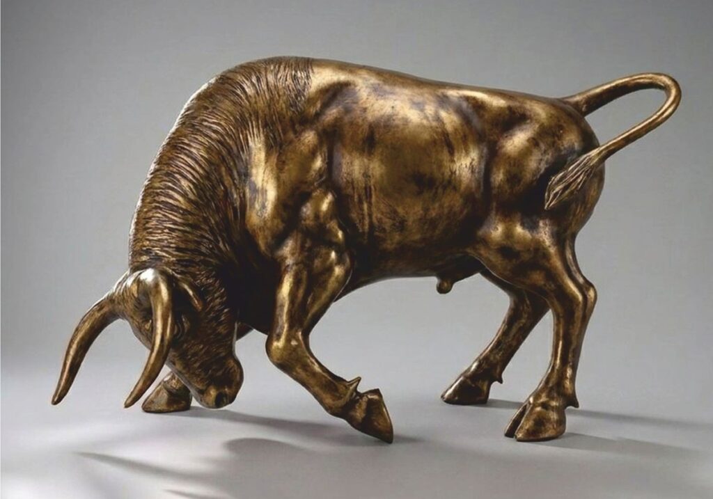 Xxl Decorative Sculpture Bull In Antique Gold