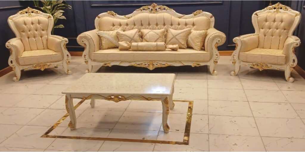 White-gold-baroque-sofa